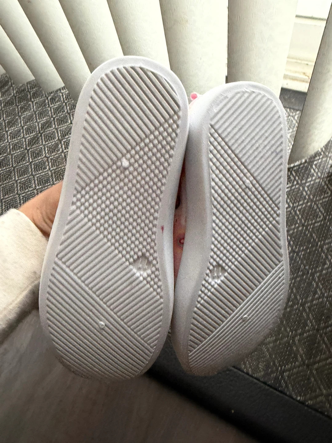 New kids Pink Unicorn Print Slip-On Shoes Size 11 - photo 2