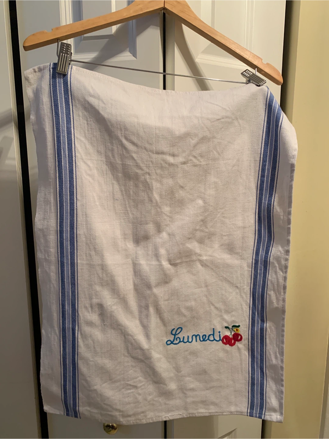 Vintage Embroidered Cherries Italian Tea Towel - photo 5