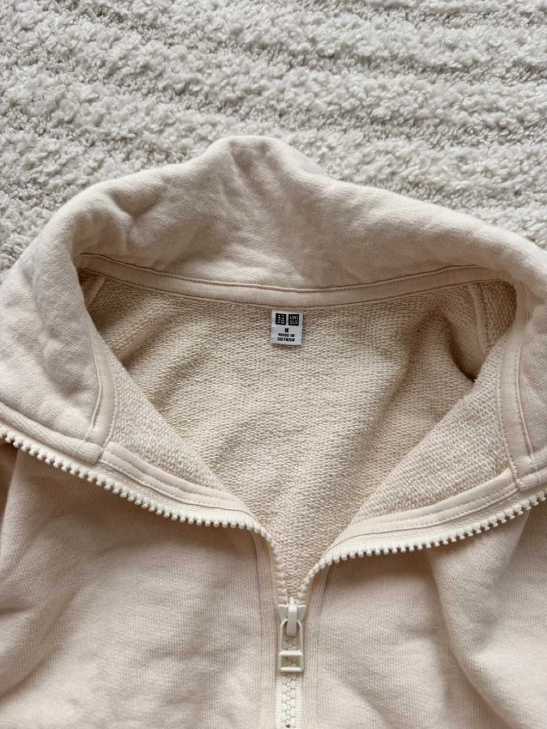 Uniqlo Beige Half-Zip Sweatshirt - photo 2