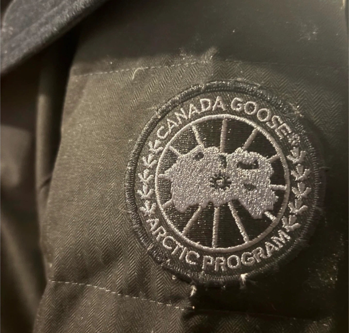 Canada Goose Black Mid-Length Down Parka - Size L - photo 3