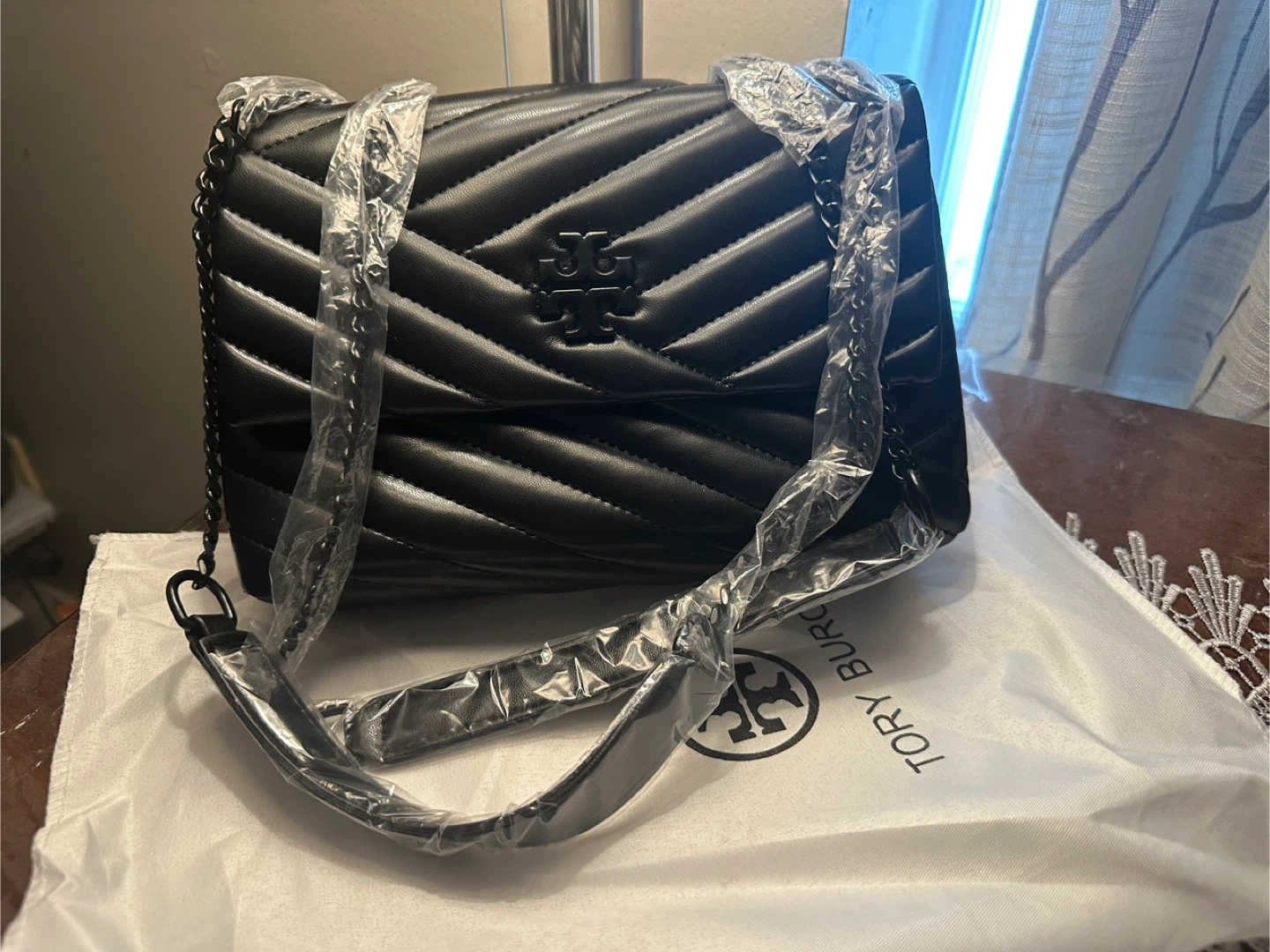 Tory Burch Chevron Quilted Leather Shoulder Bag - photo 2