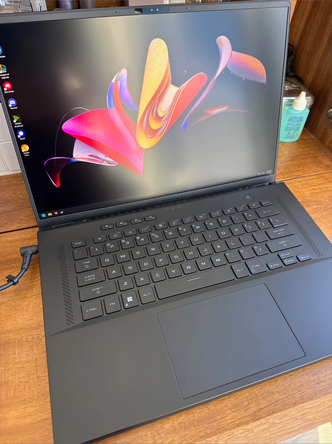 ASUS ROG Zephyrus 16" Laptop - Intel Core i9, 32GB RAM, RTX 4070 - photo 2