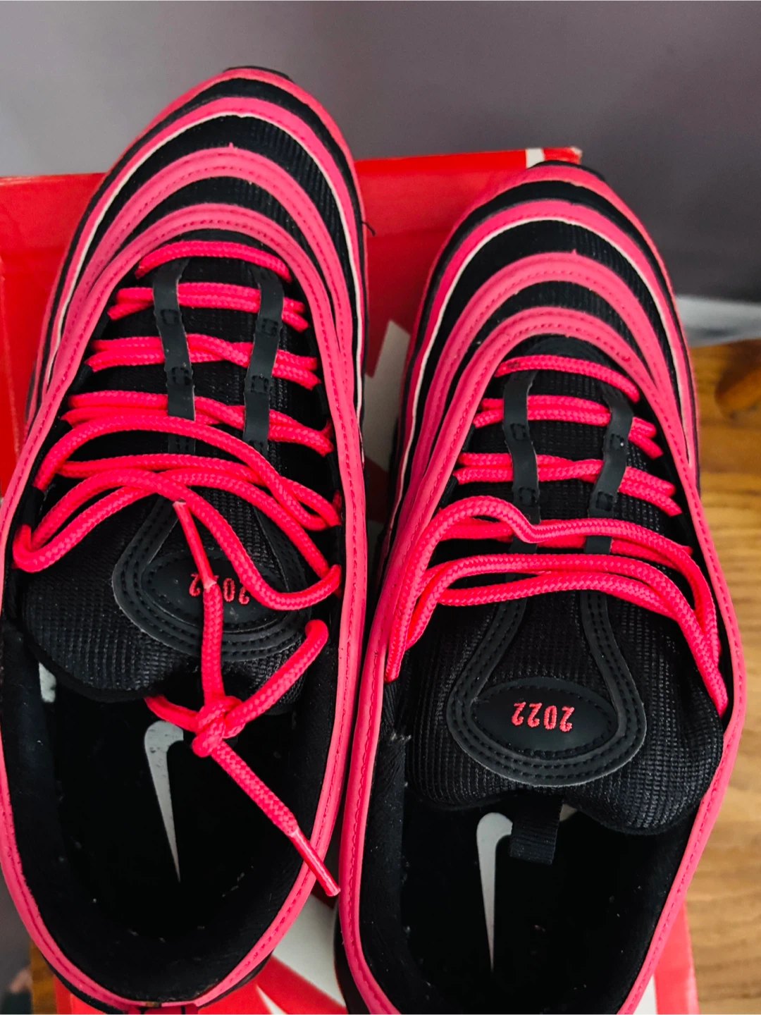 Nike Air Max 95 Essential Sneakers - Size 8.5