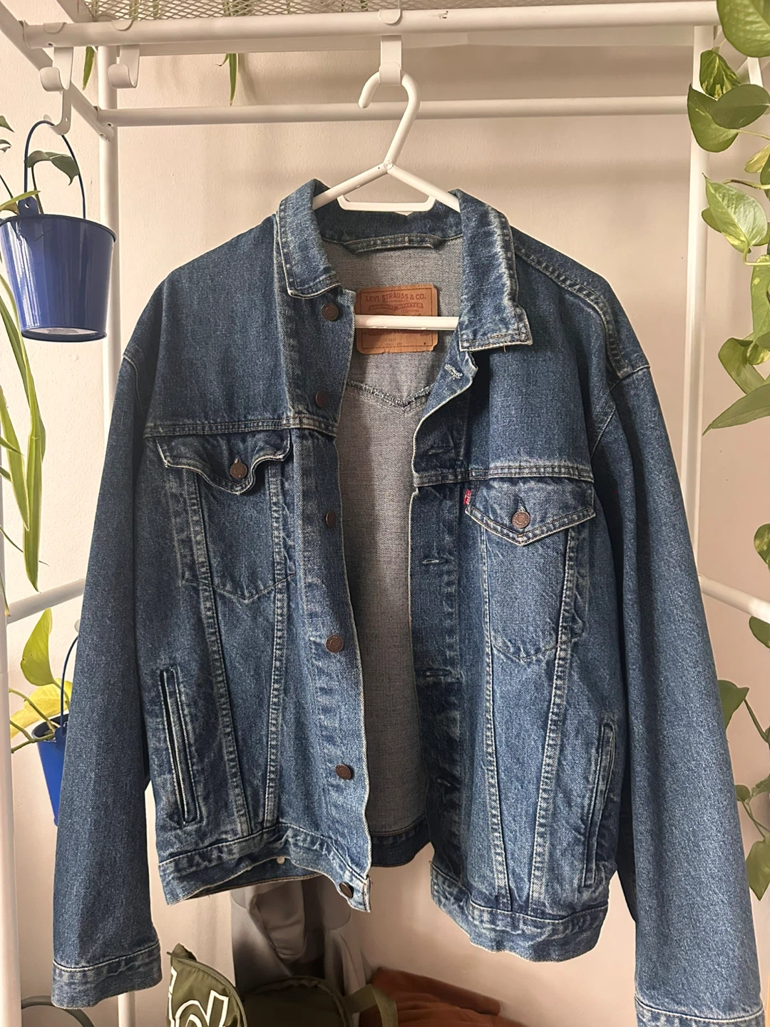 VINTAGE Levi Strauss & Co. Denim Jacket - Size M (Baggy Fit) - photo 2