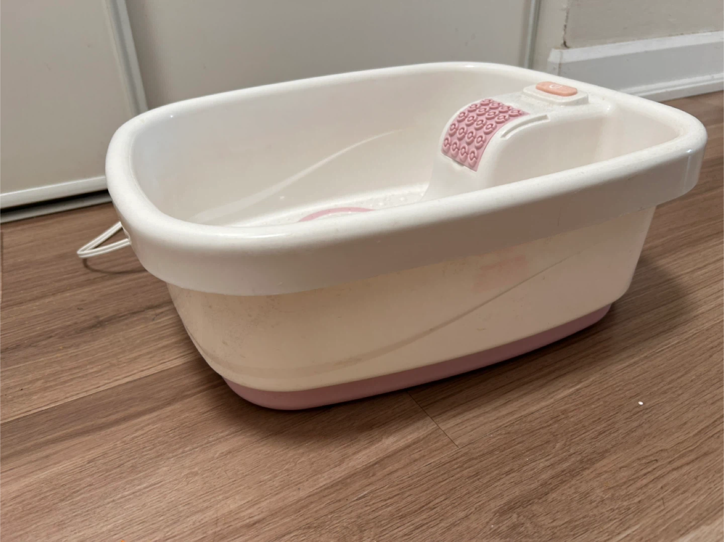 White and Pink Foot Spa Massager - photo 2