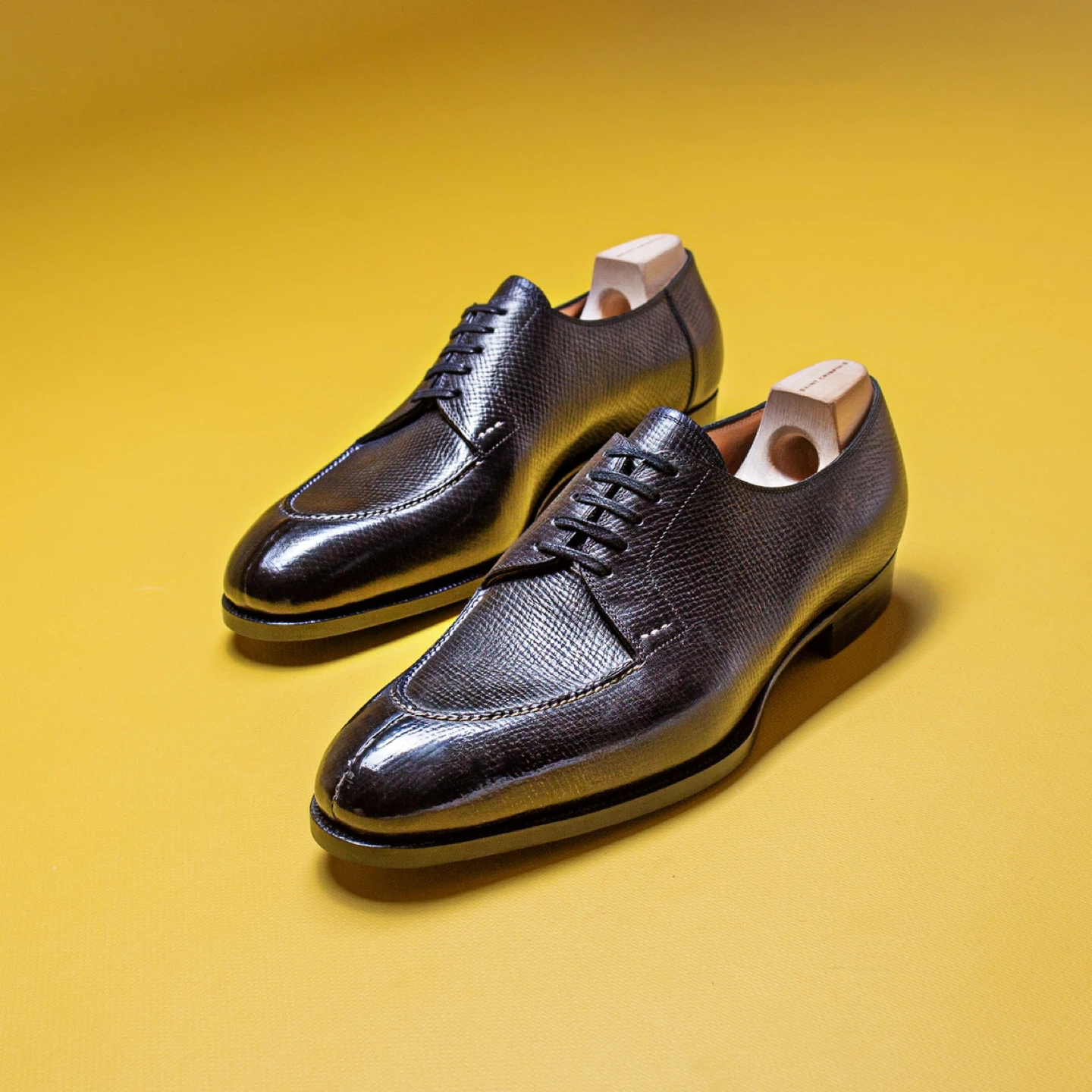 Men's Black Leather Dress Shoes