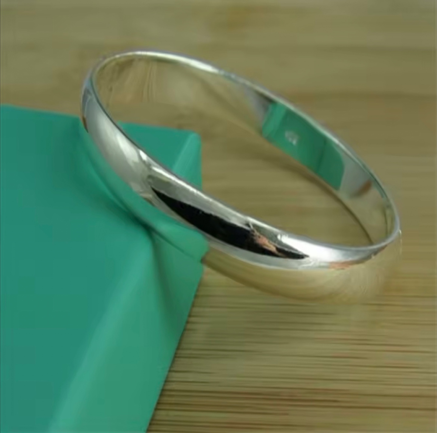 Simple 925sterling silver bracelet classic glossy open bangle.