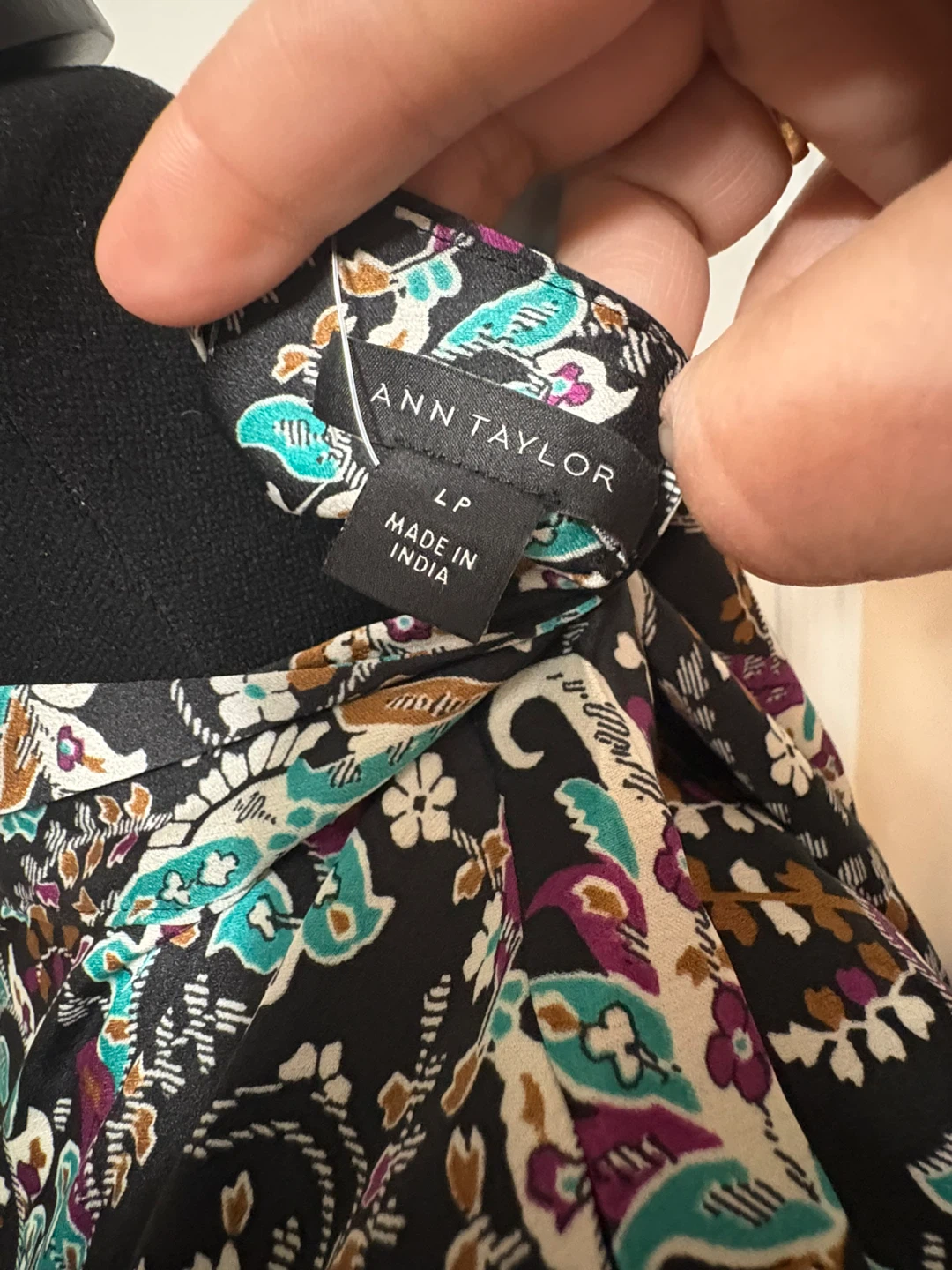 Ann Taylor Blouse - Size L Petite - photo 5