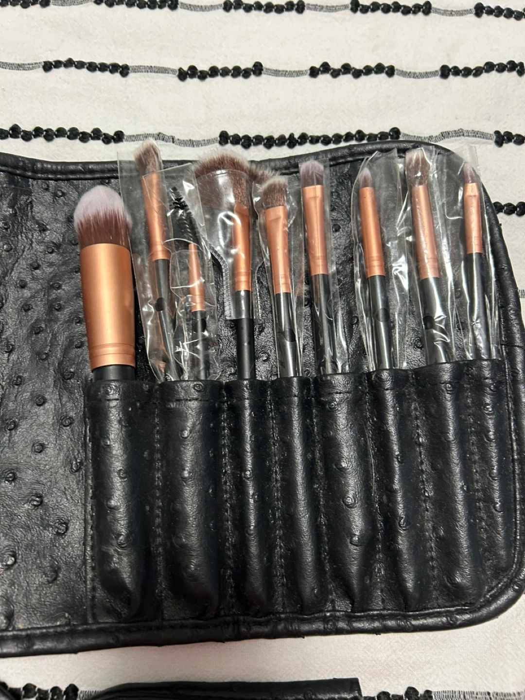 Makeup Brush Set with Black Faux Ostrich Leather Roll-Up Case - photo 2
