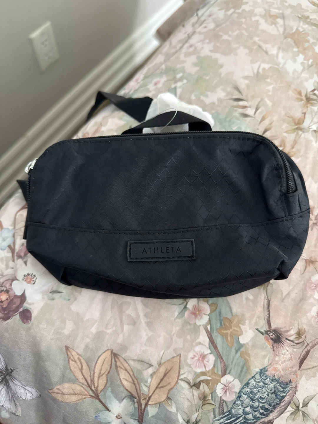 Athleta Excursion Mini Waistbag - Black