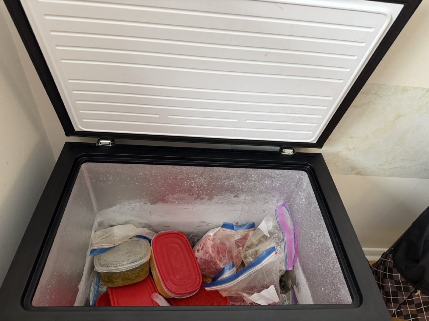 Arctic King Chest Freezer - photo 2