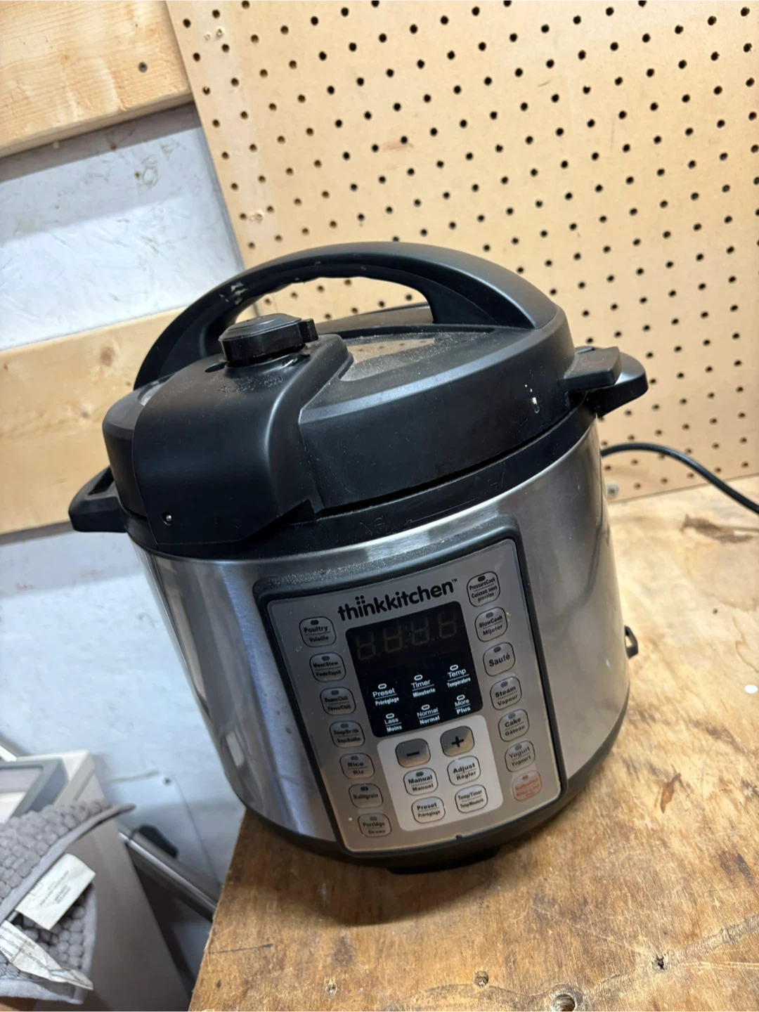 Thinkkitchen Pressure Cooker