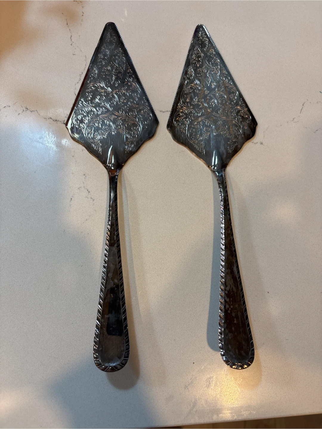 Silver-Plated Cake Server Set with Ornate Design