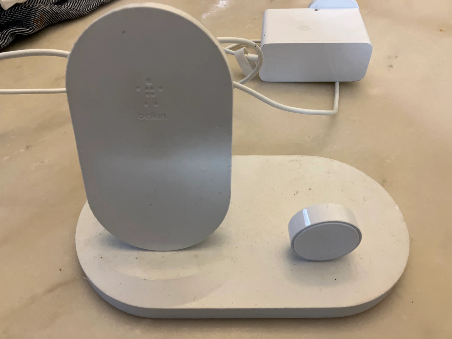 Belkin Wireless Charging Stand with Puck