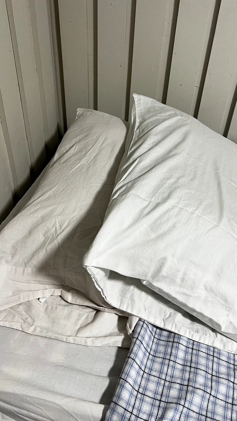 Twin Bed Frame with Mattress and Bedding - photo 5