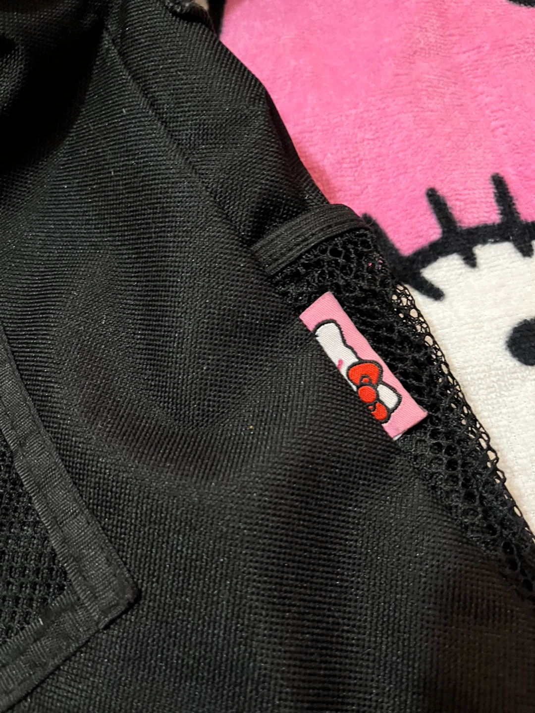 Hello Kitty Messenger Bag with Sequin Face - photo 2