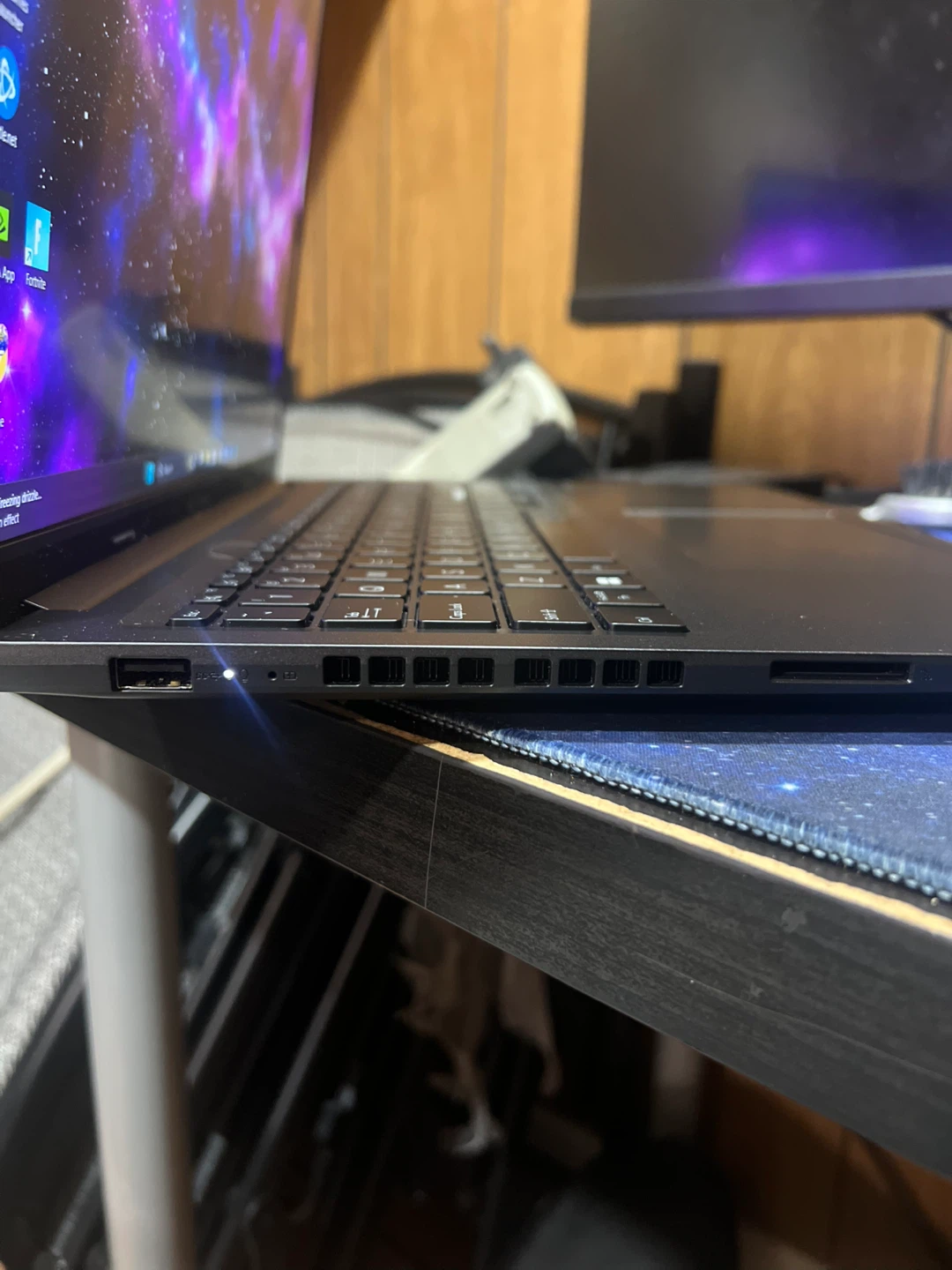 ASUS Vivobook Gaming Laptop X16 - photo 5