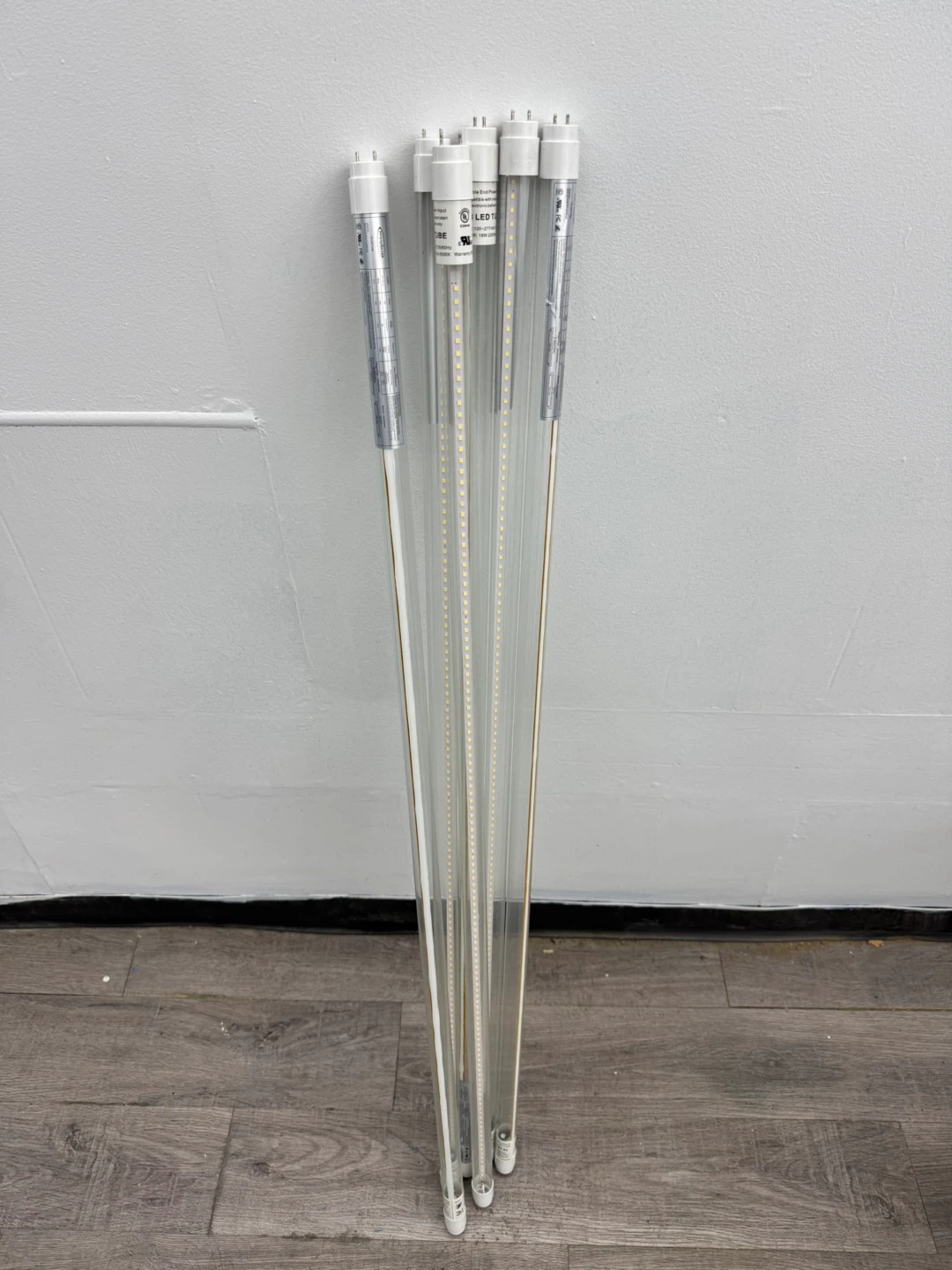 Fixtures with LED T8 LED Tube Lights - 4 ft - photo 2