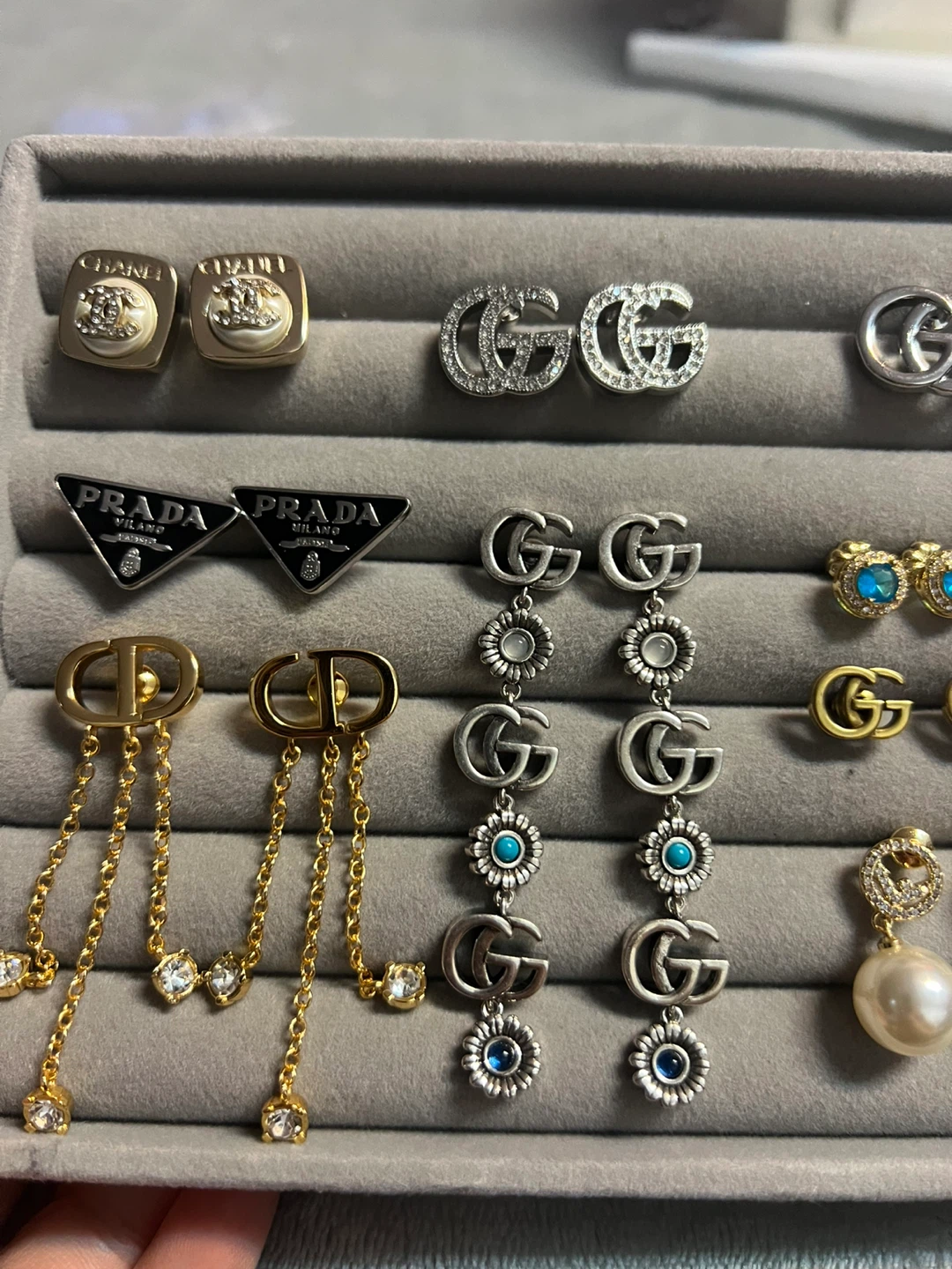 Assorted Designer Earrings Set - photo 2