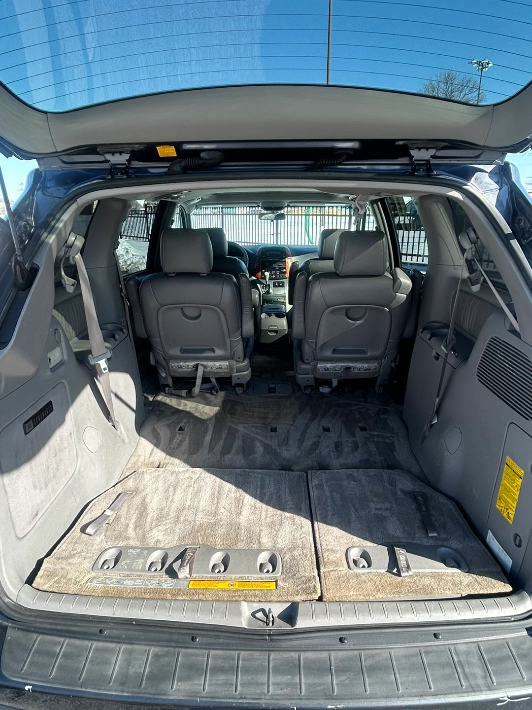 2006 Toyota Sienna XLE Minivan 4D - photo 5