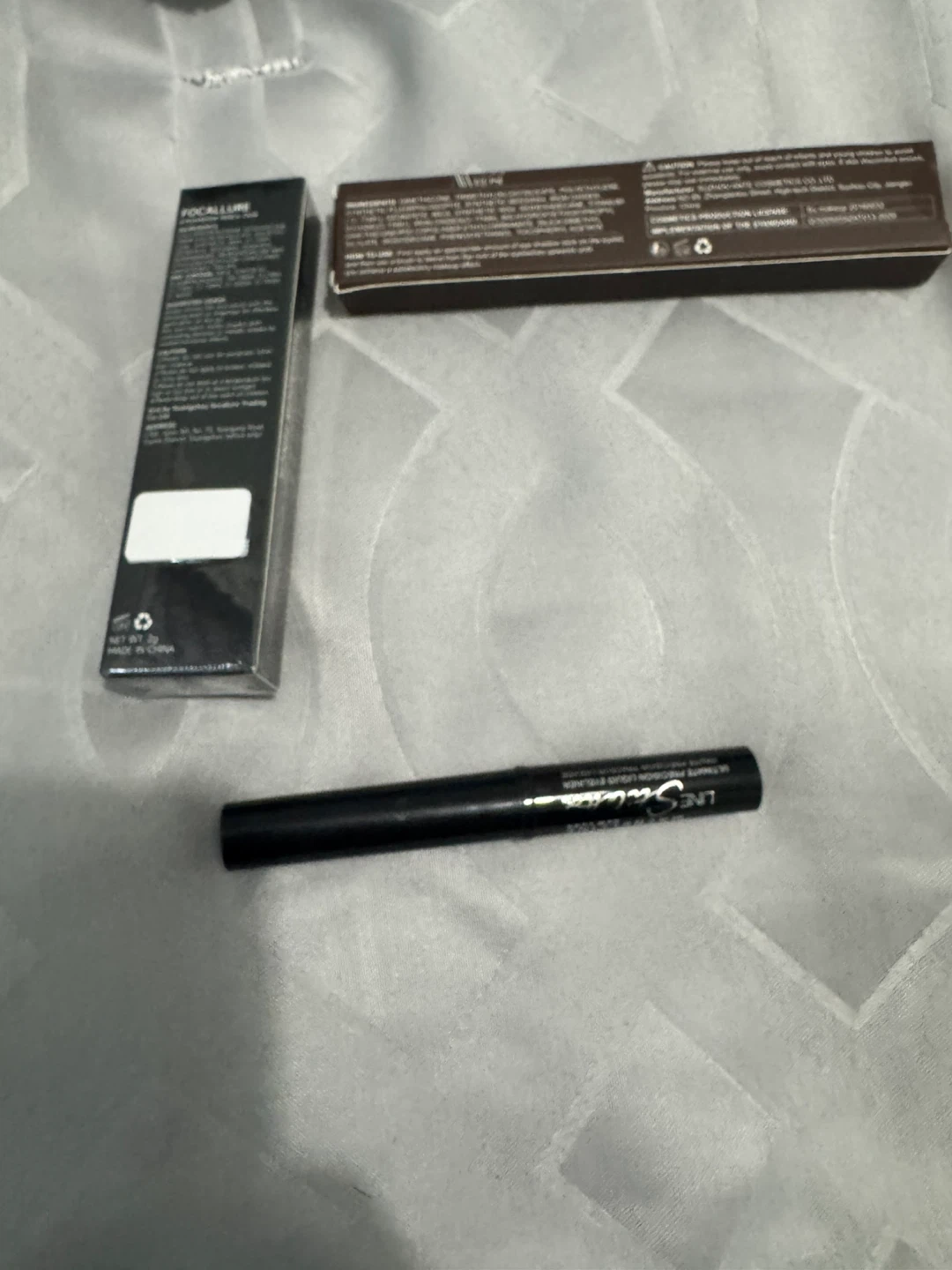 Maybelline Stiletto Liquid Eyeliner & Awrose Eyeshadow Stick - photo 3