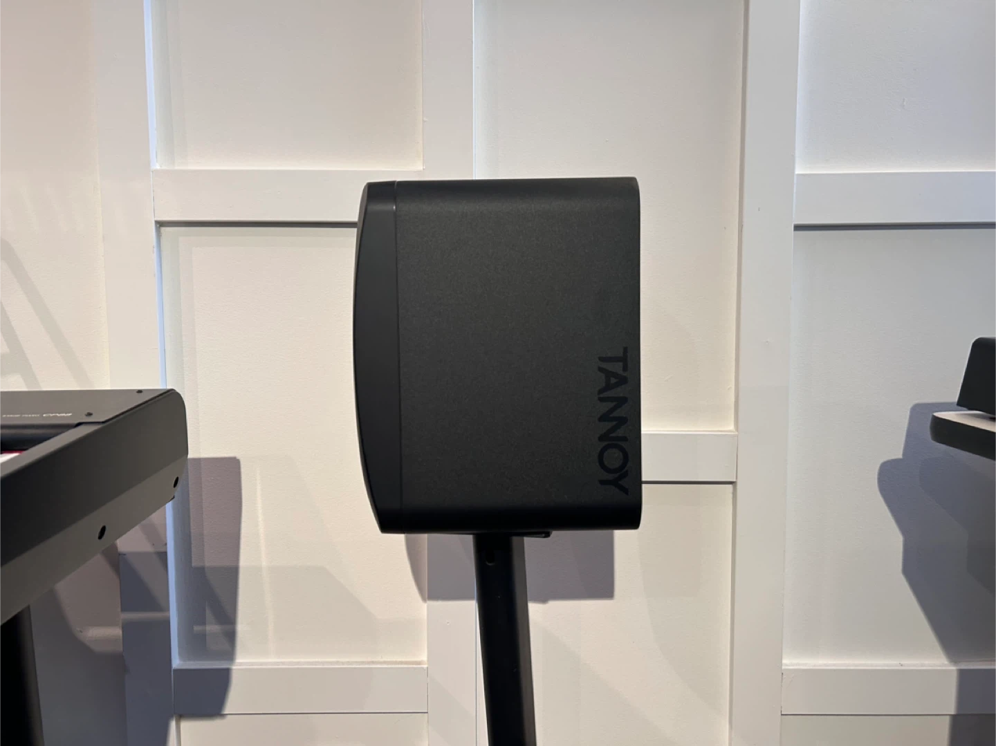 Tannoy Reveal 502 Studio Monitor Speakers - photo 3
