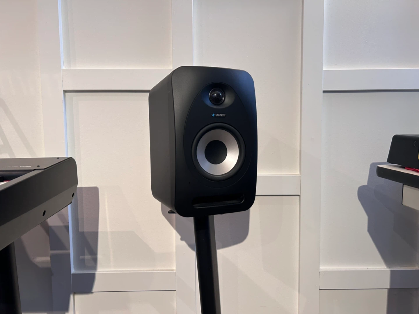 Tannoy Reveal 502 Studio Monitor Speakers