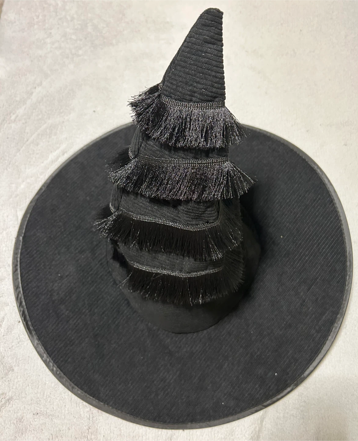 Black Witch Hat - photo 4