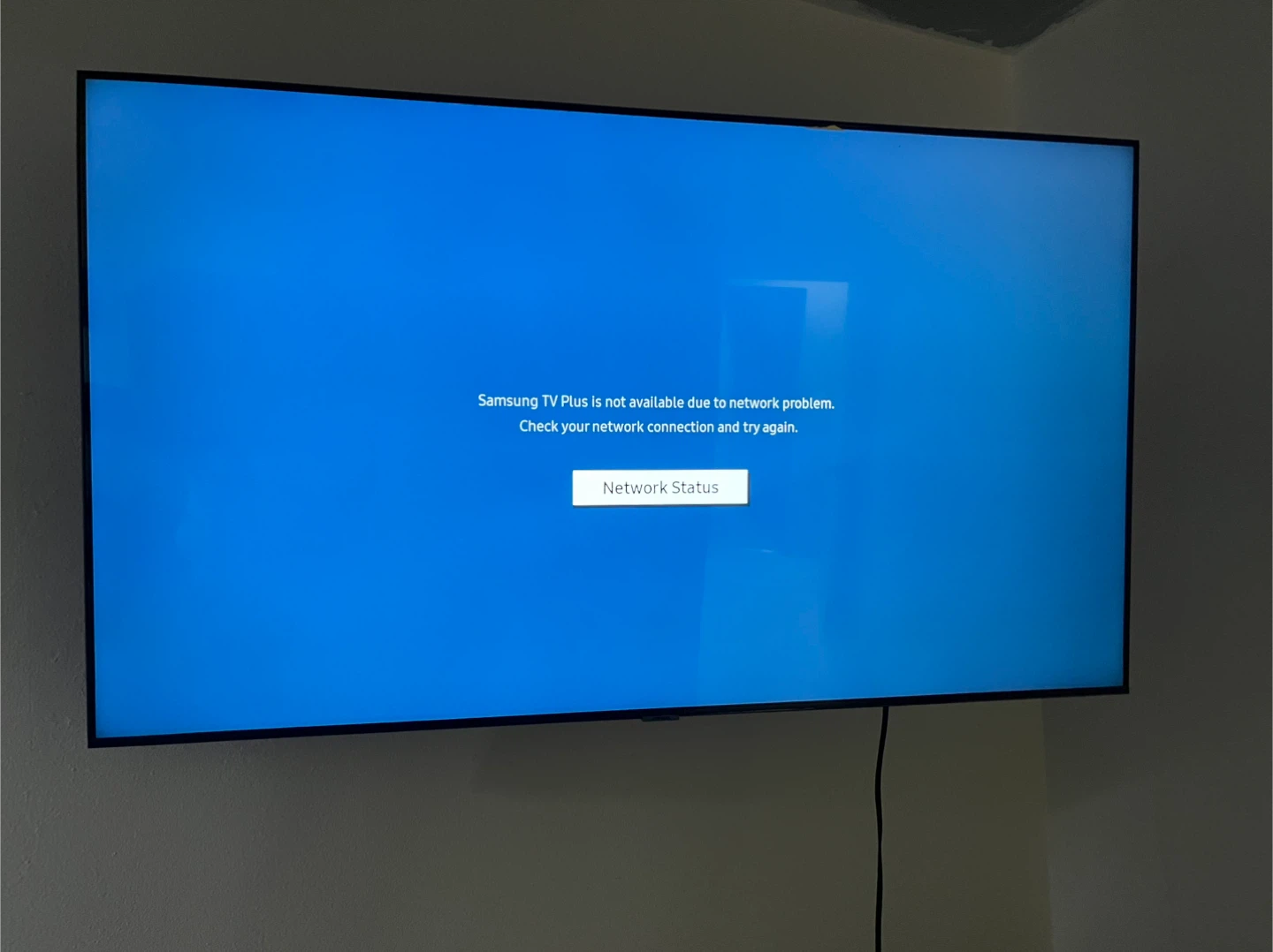 Samsung 65" Smart and TV Wall Mount