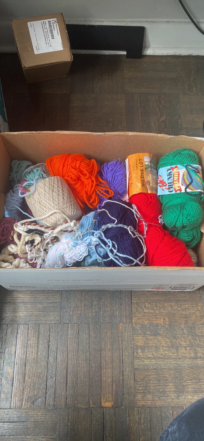 Full 🧶 yarns box