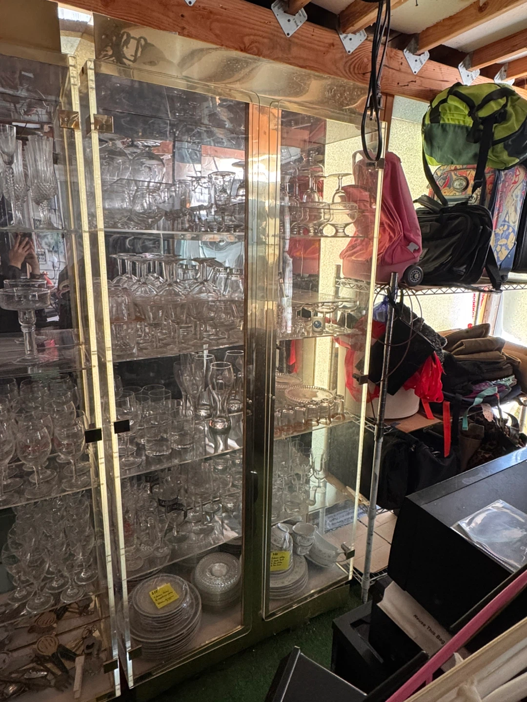 Vintage Glassware Display Cabinet Bar - photo 2