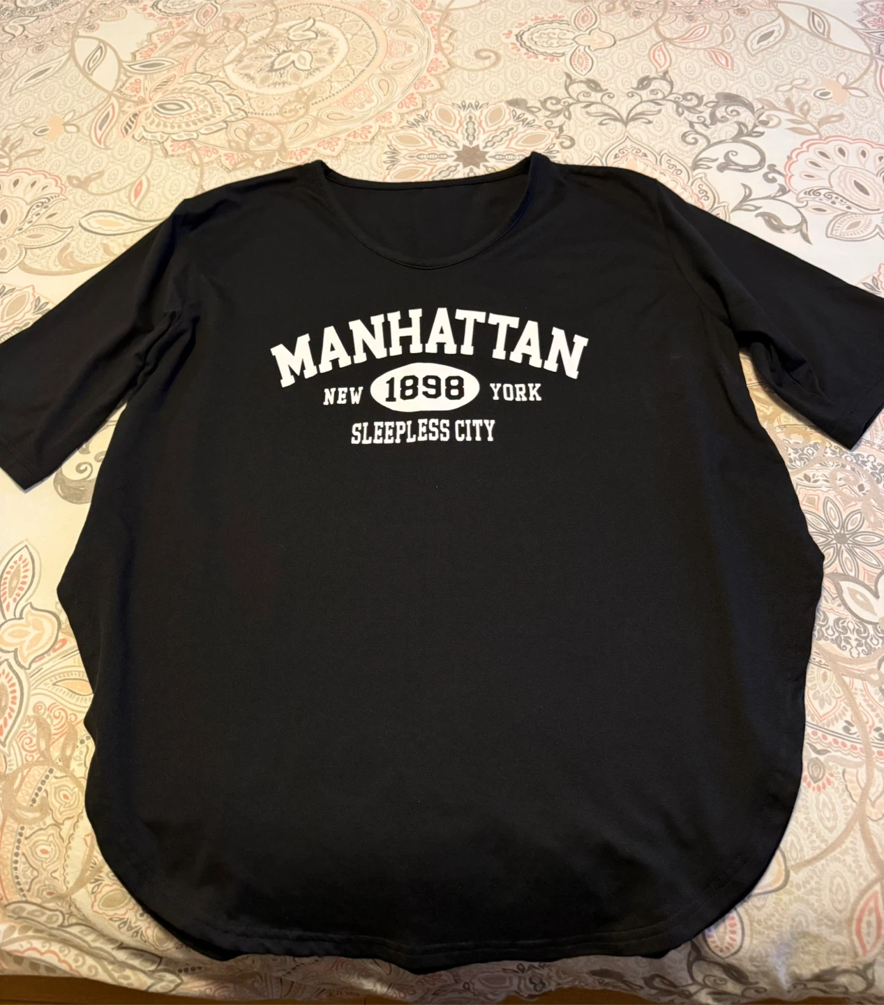 Dazy Black Manhattan "Sleepless City" Graphic T-Shirt Size L - photo 5