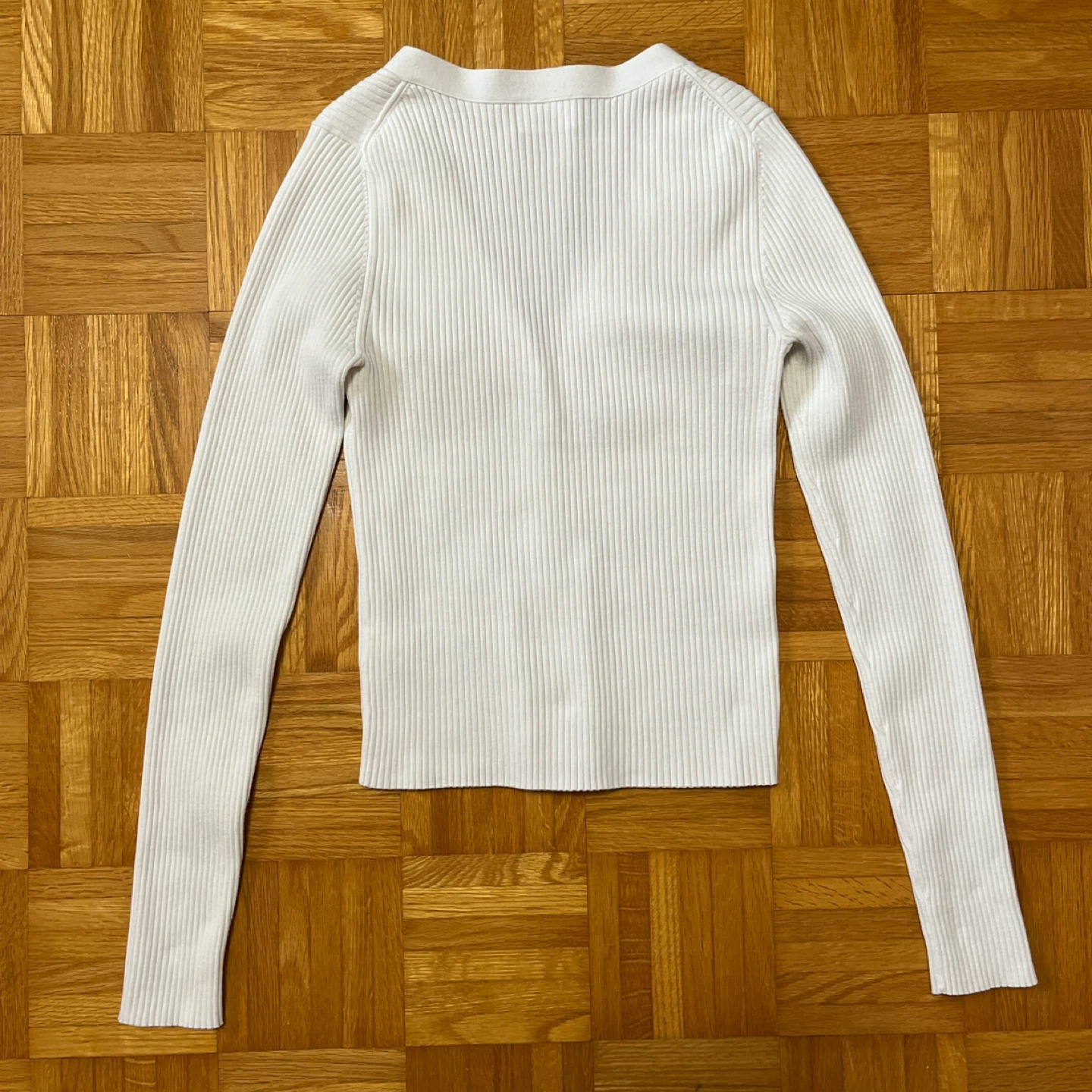 Aritzia Wilfred Ribbed Cardigan in White, Size S - photo 3