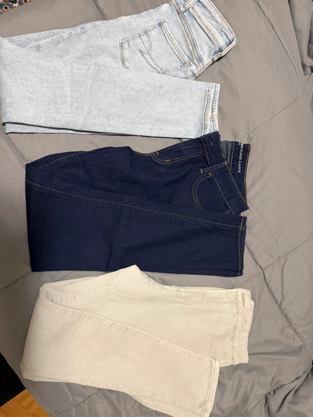 Lot of 3 Pairs of Jeans - Old Navy, American Eagle, Zara Kids - photo 4