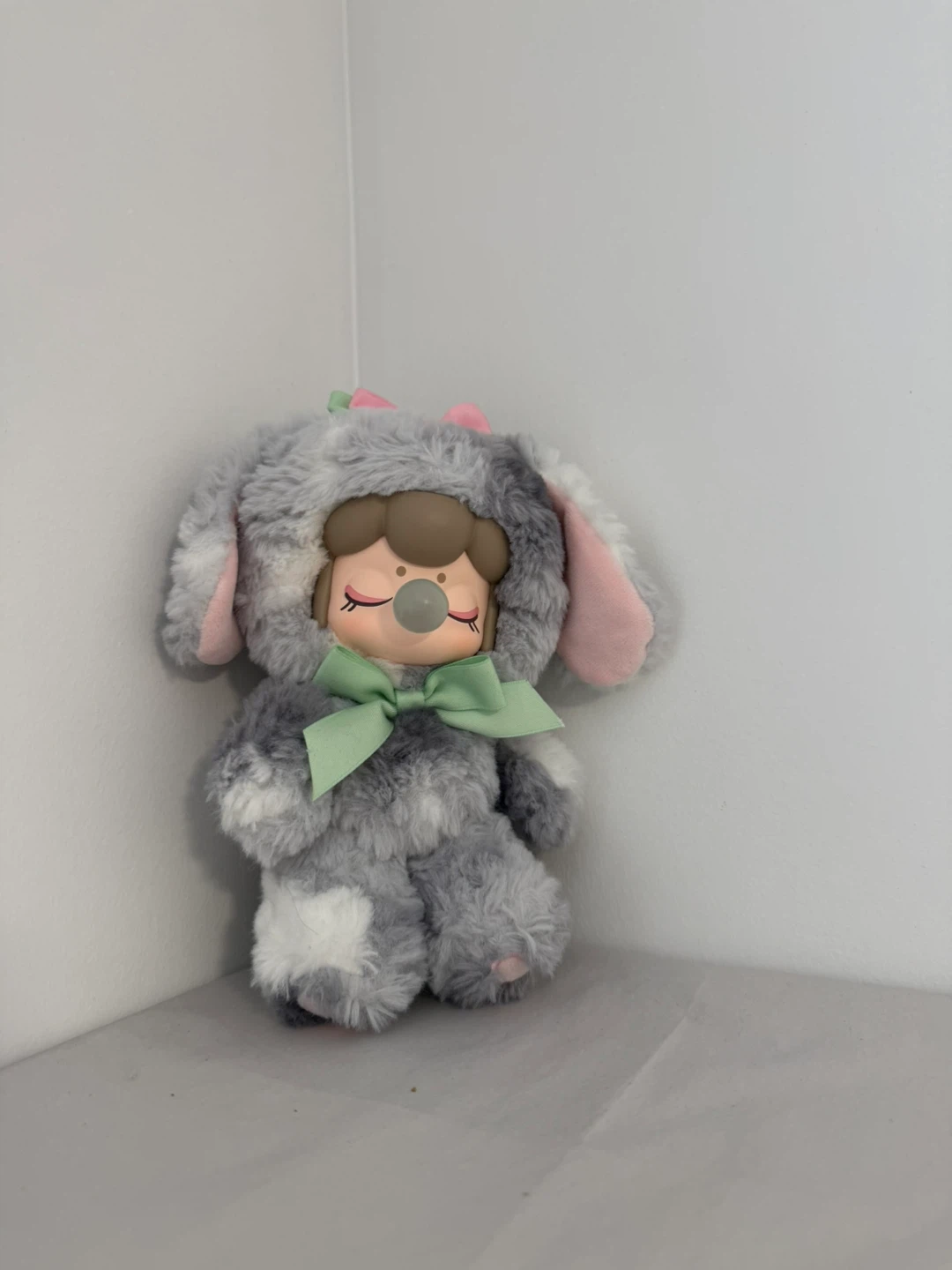 a Rolife Nanci Shining Bunny "Cute Bunny" plush doll