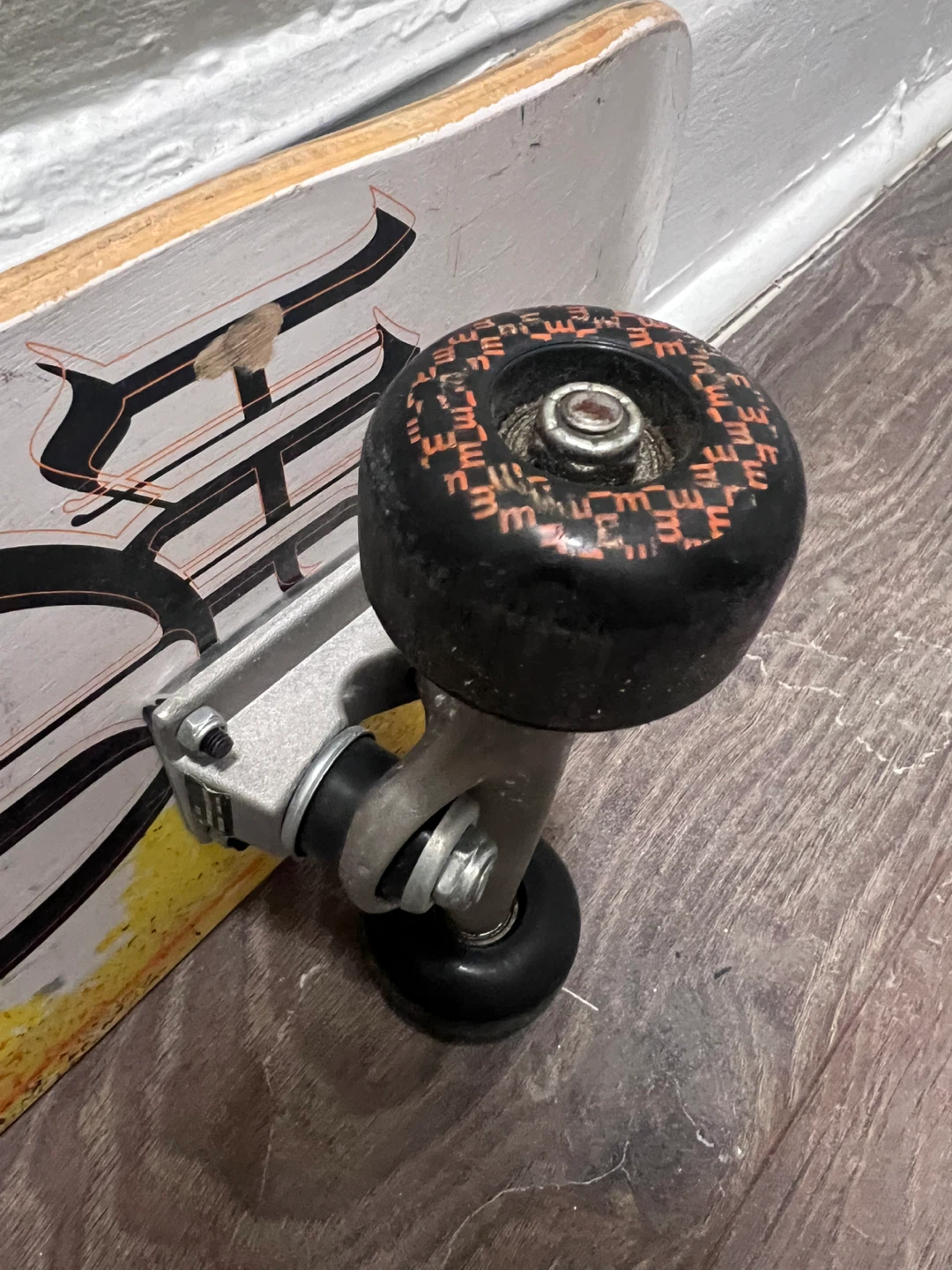 🏆Skateboard with Custom Design - photo 3
