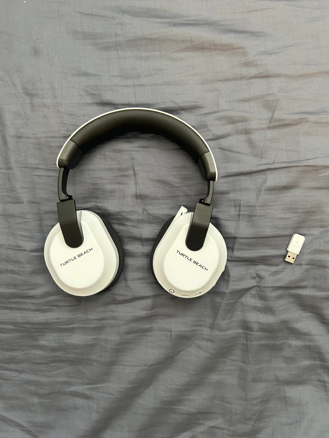 Turtle Beach White Wireless Gaming Headset with USB Dongle
