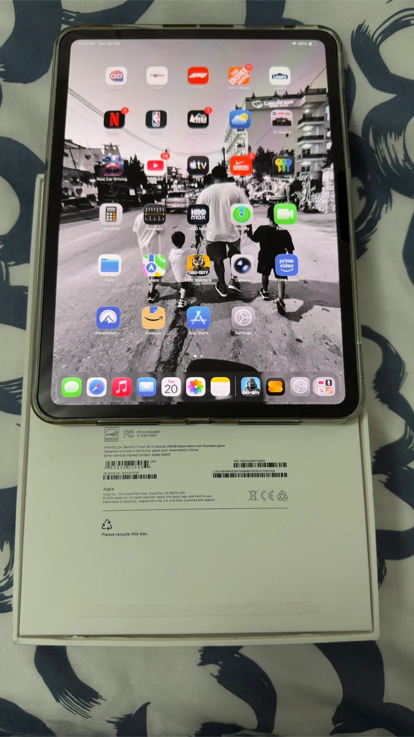 Apple iPad Pro 11-inch (4th Gen) 256GB Space Gray - photo 2