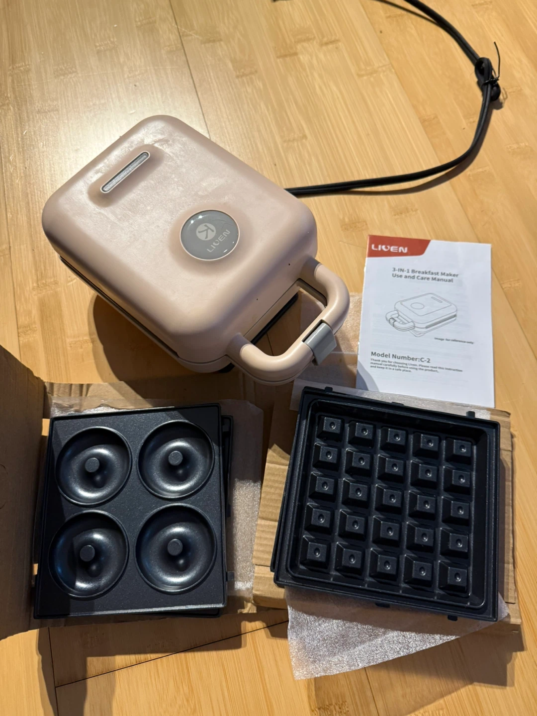 LIVEN 3-in-1 Breakfast Maker Waffle Donut Sandwich Toaster