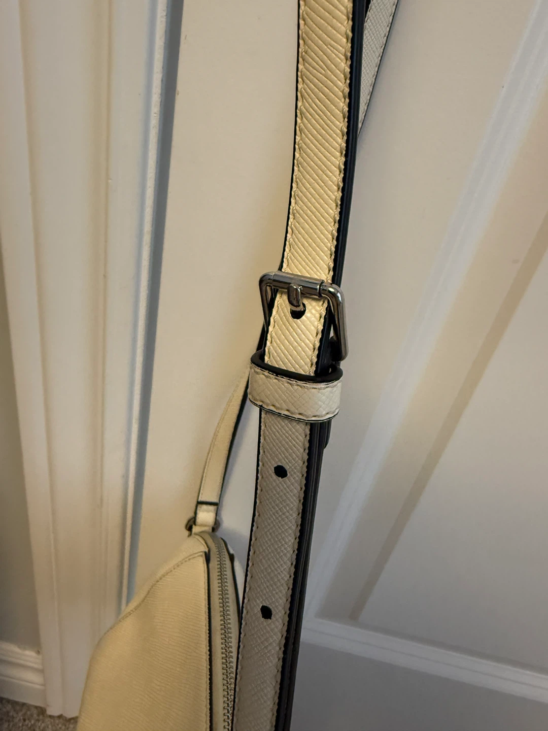 Armani Jeans White Crossbody Bag - photo 4