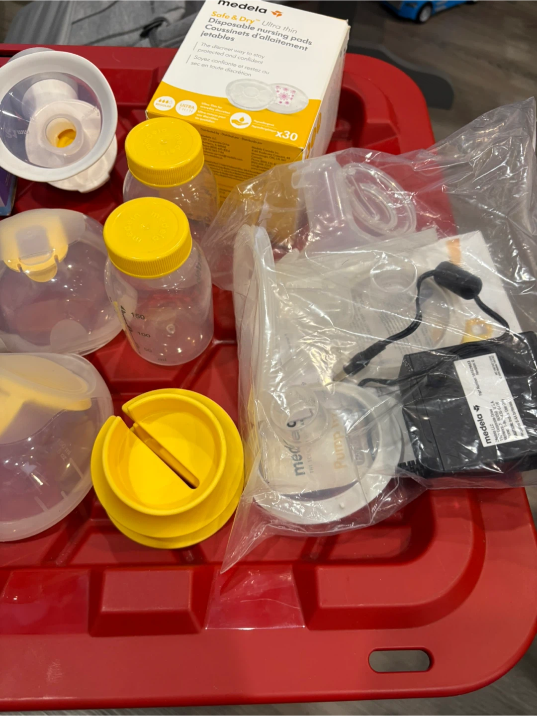 Medela Pump in Style Breast Pump with Storage Bags - photo 4