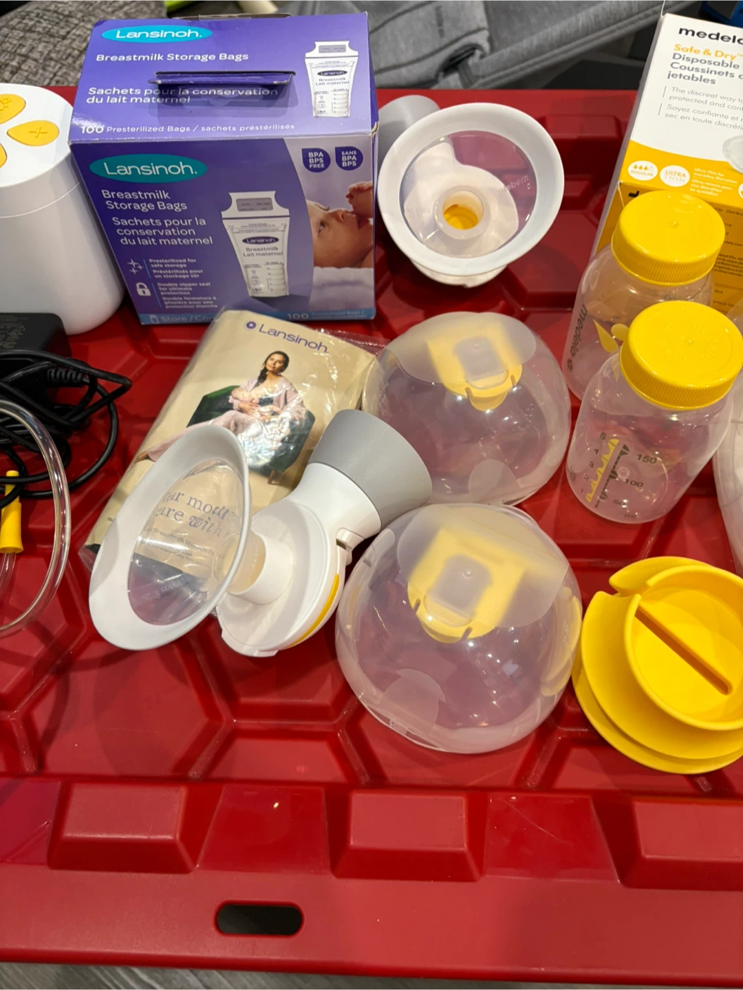 Medela Pump in Style Breast Pump with Storage Bags - photo 3