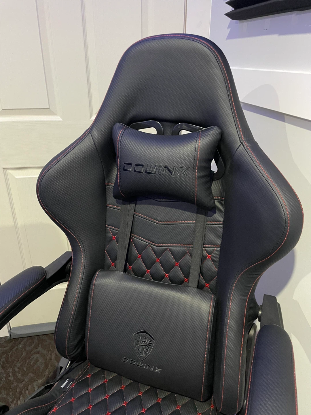 Gaming Chair with Footrest - photo 2