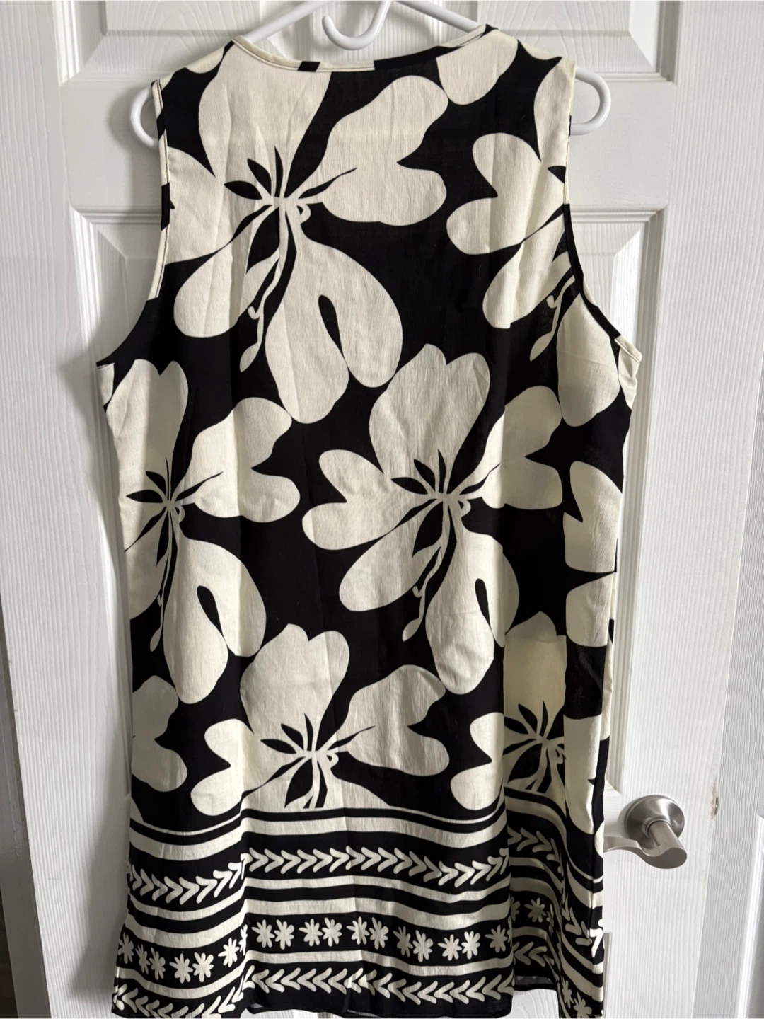 SHEIN Black and White Floral Print Sleeveless Dress - 1XL - photo 3