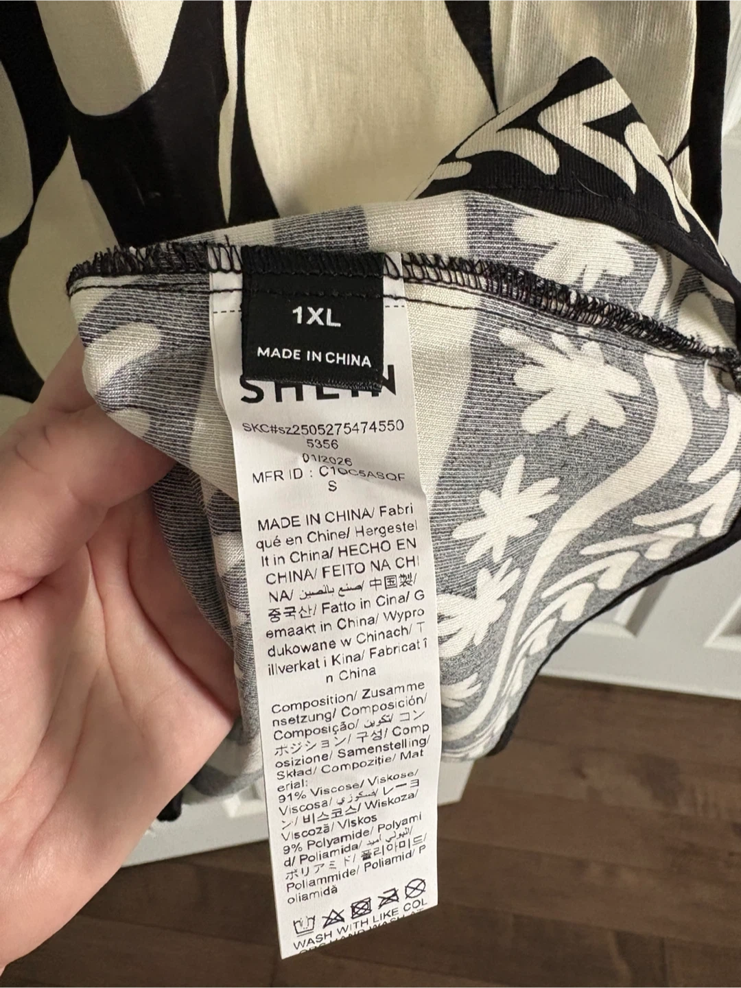 SHEIN Black and White Floral Print Sleeveless Dress - 1XL - photo 4