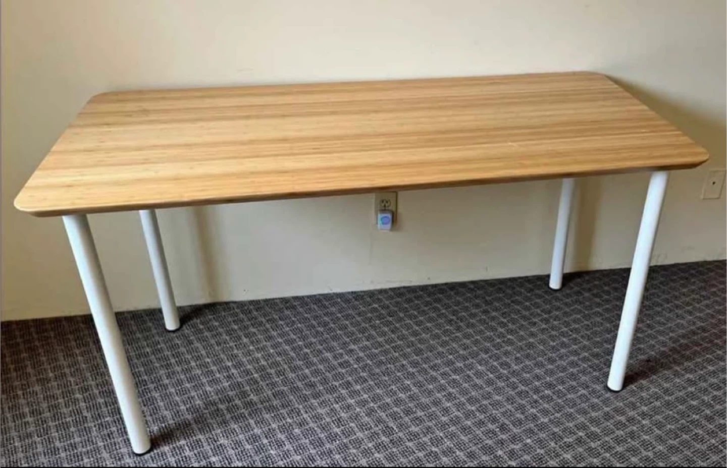 Dining table and 4 Chairs .Bamboo Top Table