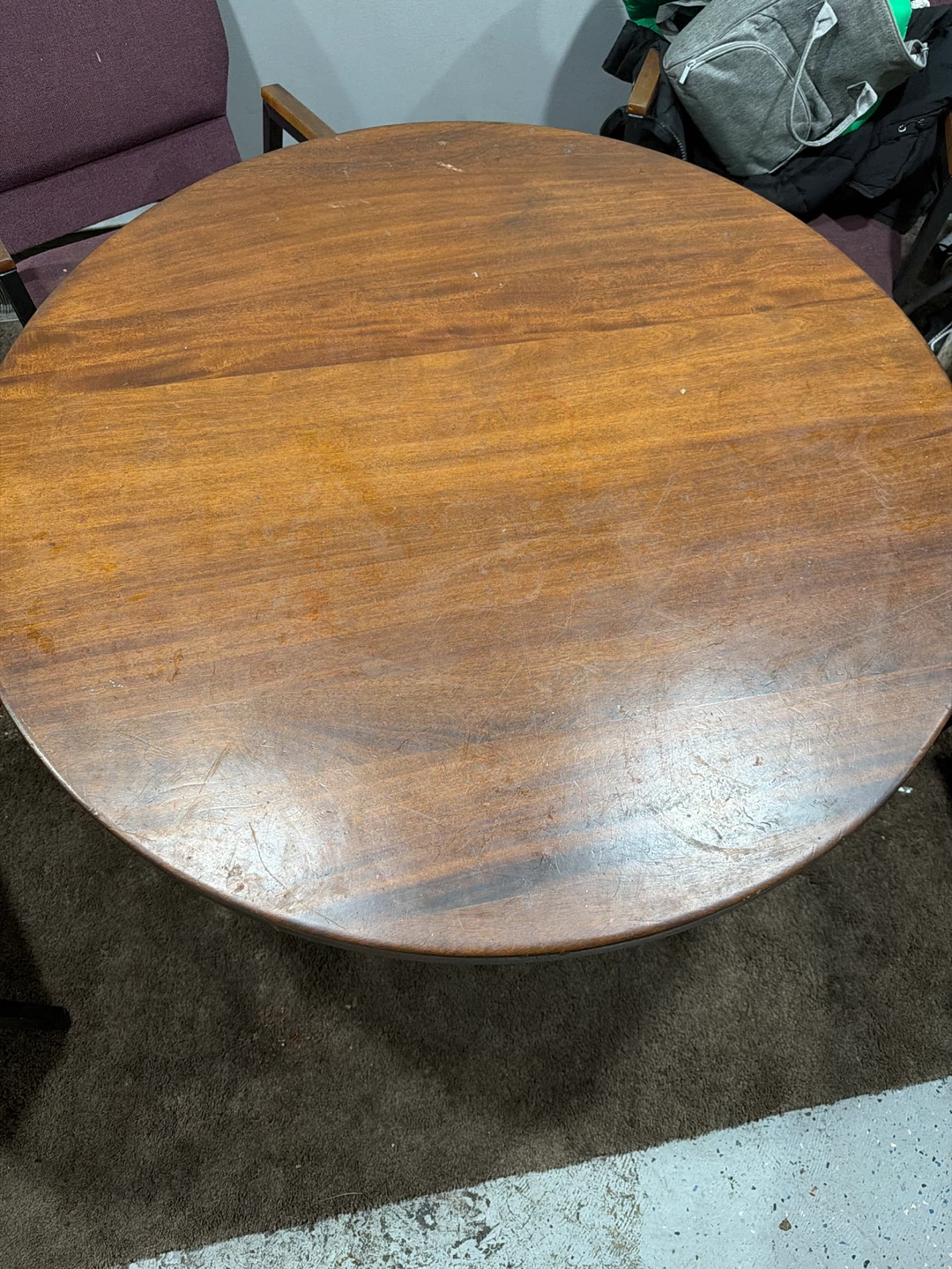 Round Wood Pedestal Dining Table