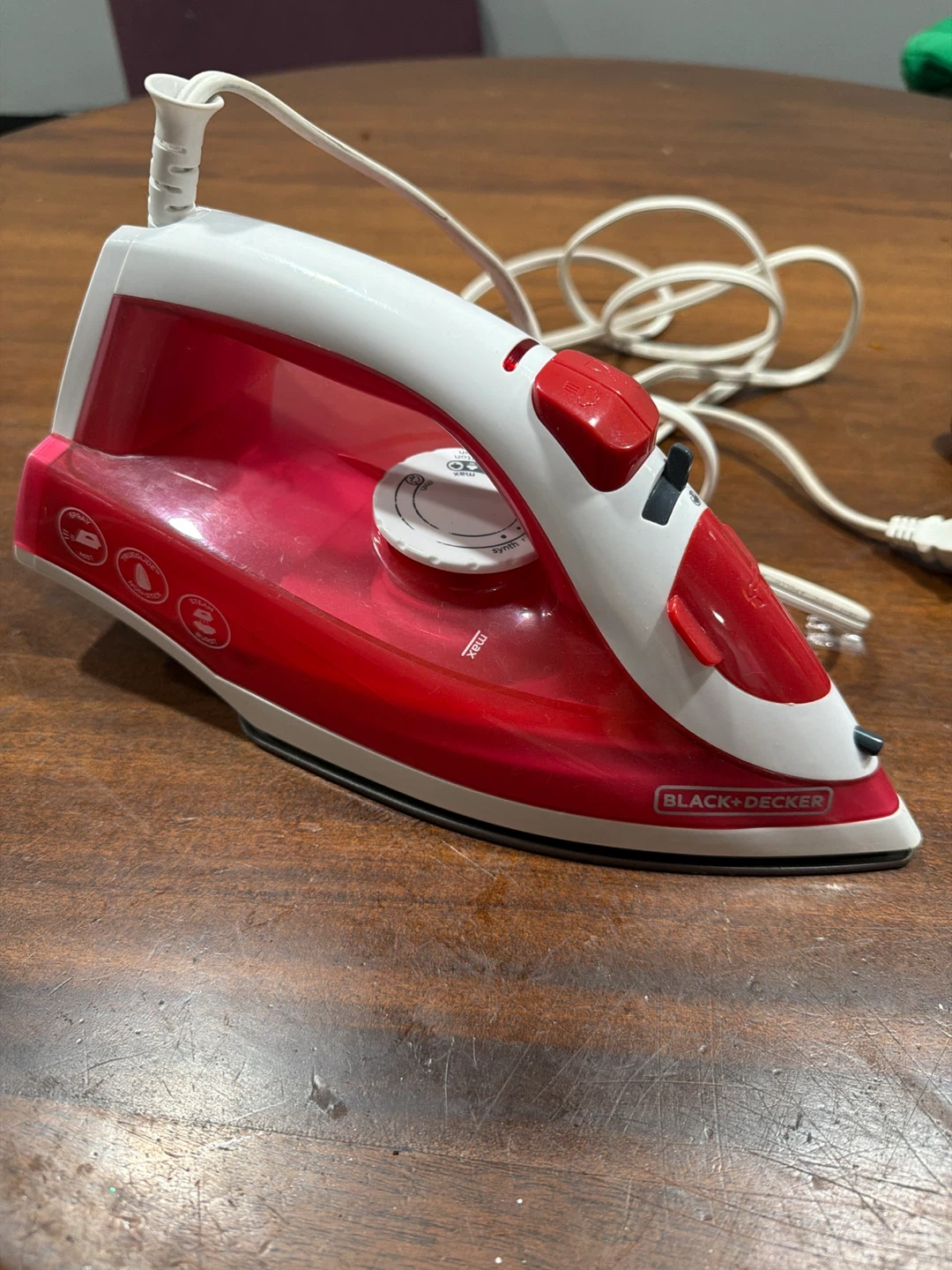 Black+Decker Travel Steam Iron - photo 2