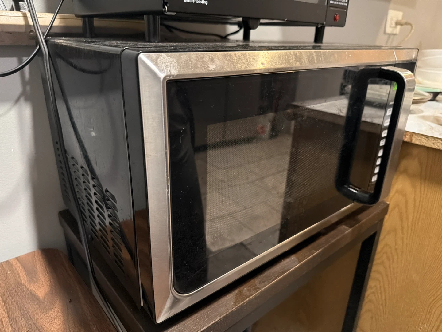 Hamilton Beach Microwave Oven - photo 3