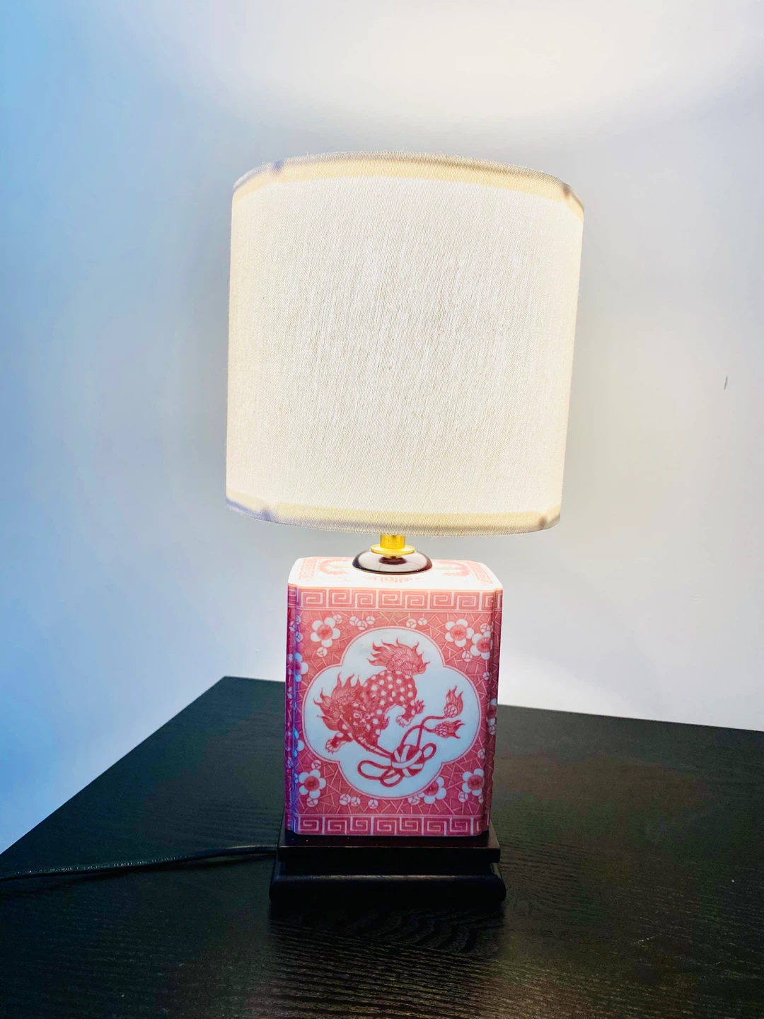 RARE CUSTOM VINTAGE CHINESE PORCELAIN LAMPS - photo 4